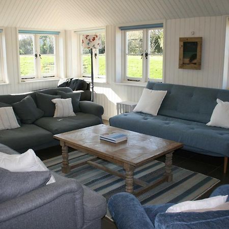 Greystone Cottage - Sea Views, Short Stroll To A Beautiful Sandy Beach Brook  Extérieur photo